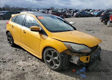 2013 Ford Focus St z USA, uszkodzony, nr VIN 1FADP3L95DL121481